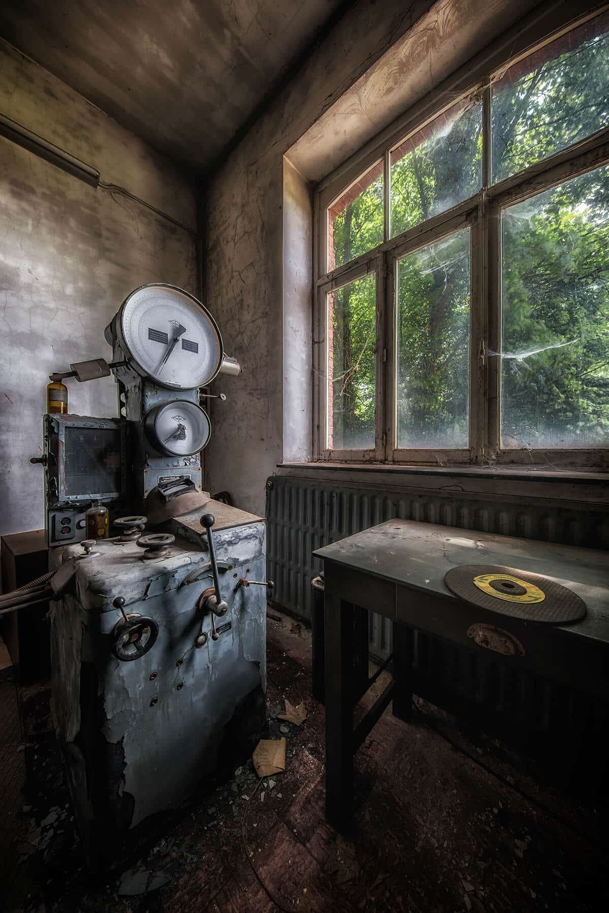 verlaten industrieele urbex locatie in belgie