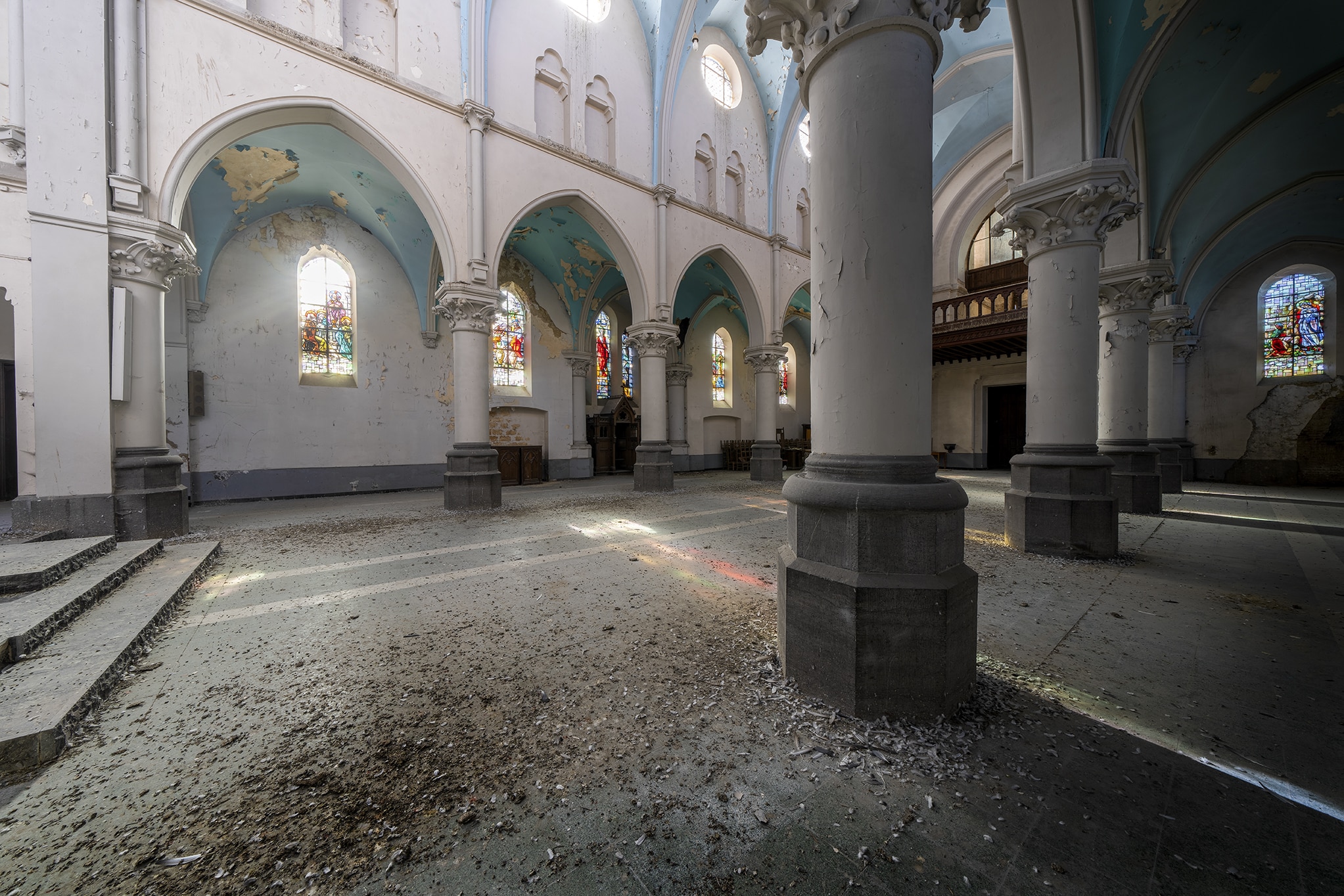 Oude verlaten kerk in Belgie